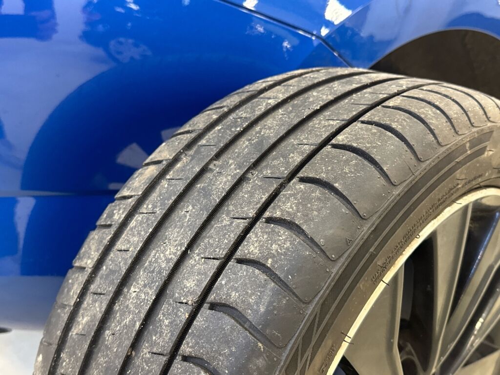 Skoda Fabia 2016 Sininen