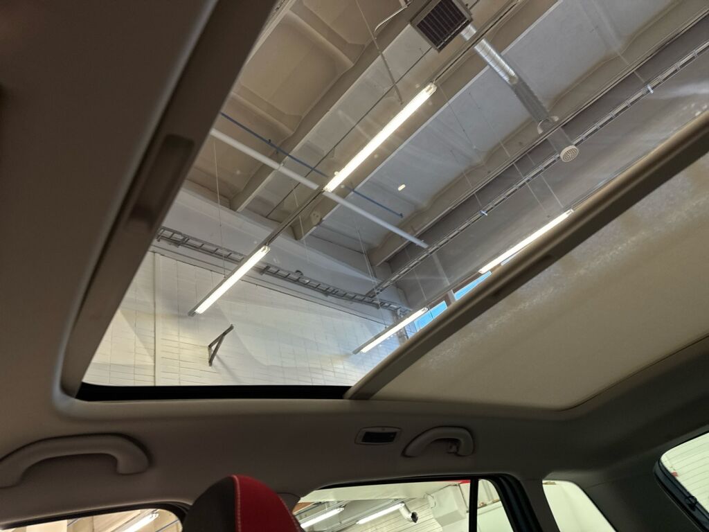 Skoda Fabia 2016 Sininen