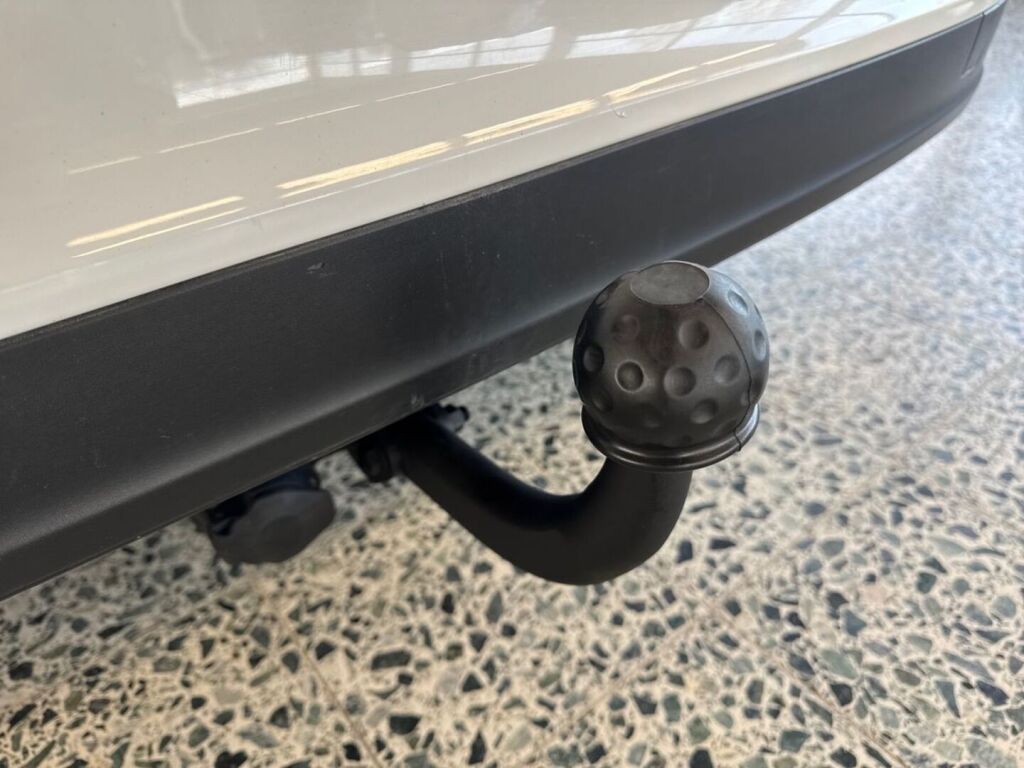 Ford Focus 2016 Valkoinen