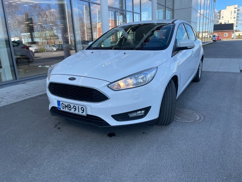 Ford Focus 2016 Frozen White