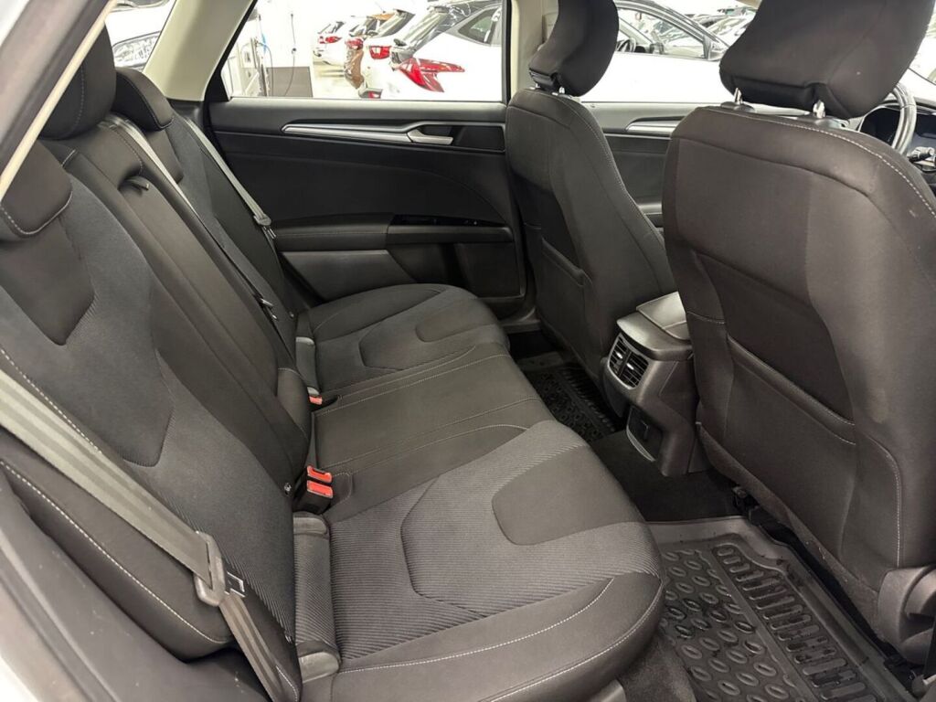 Ford Mondeo 2016 Valkoinen