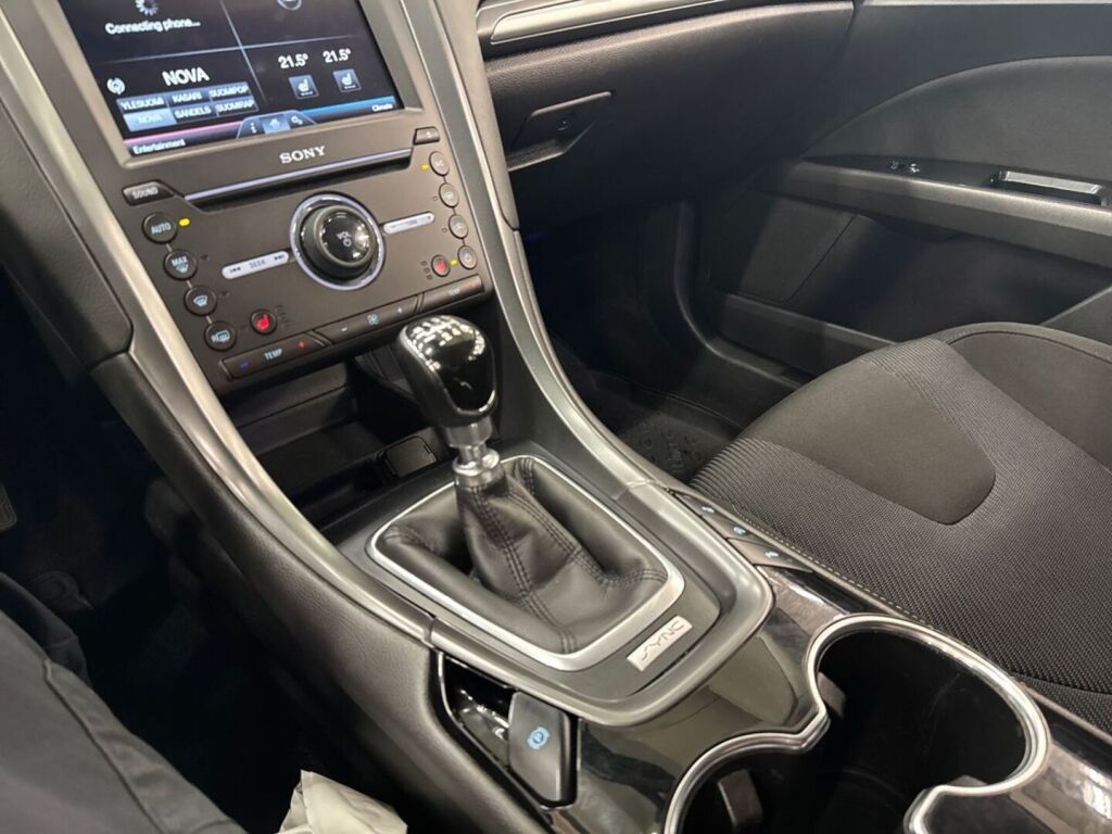 Ford Mondeo 2016 Valkoinen