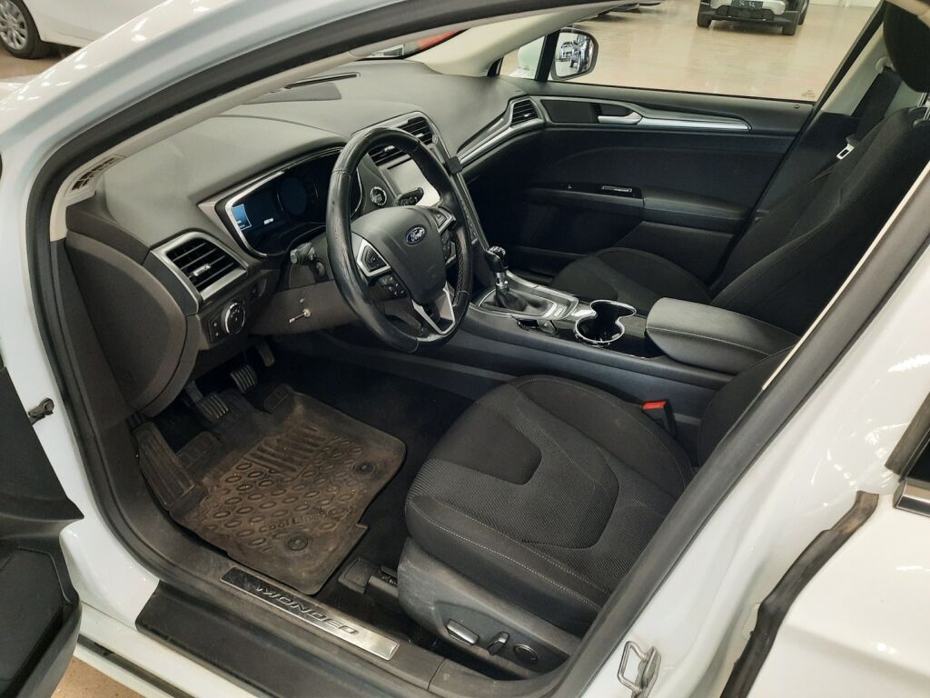 Ford Mondeo 2016 Valkoinen
