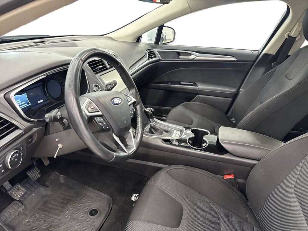 Ford Mondeo 2016 Valkoinen