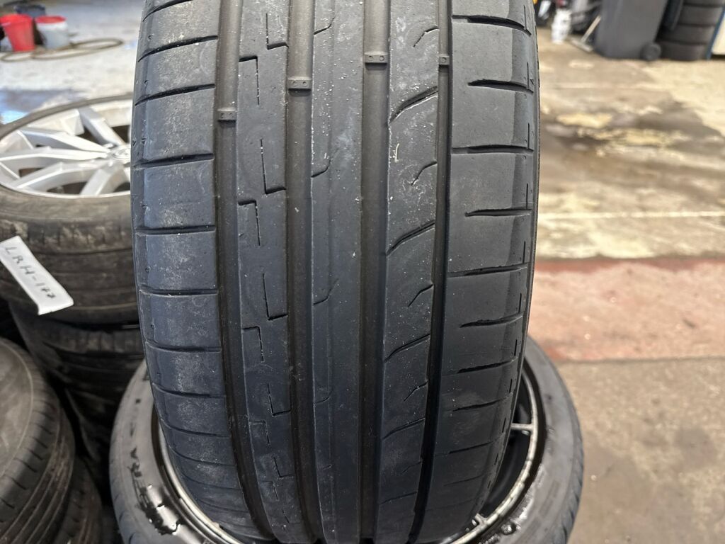 Mercedes-Benz C 2016 Punainen