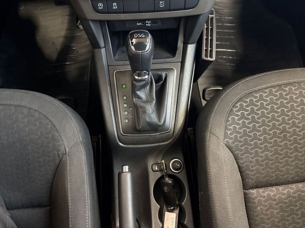Skoda Yeti 2016 Sininen