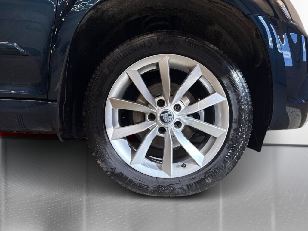 Skoda Yeti 2016 Sininen