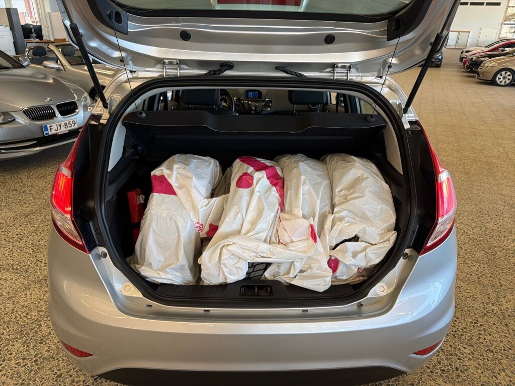 Ford Fiesta 2016 Harmaa