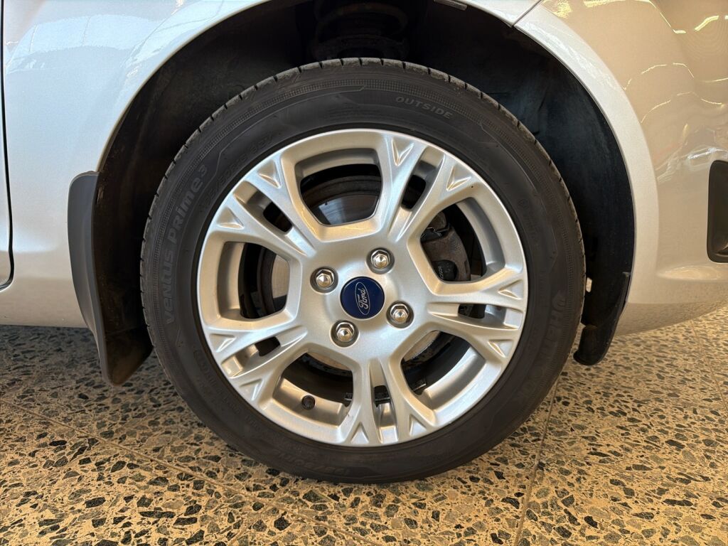 Ford Fiesta 2016 Harmaa