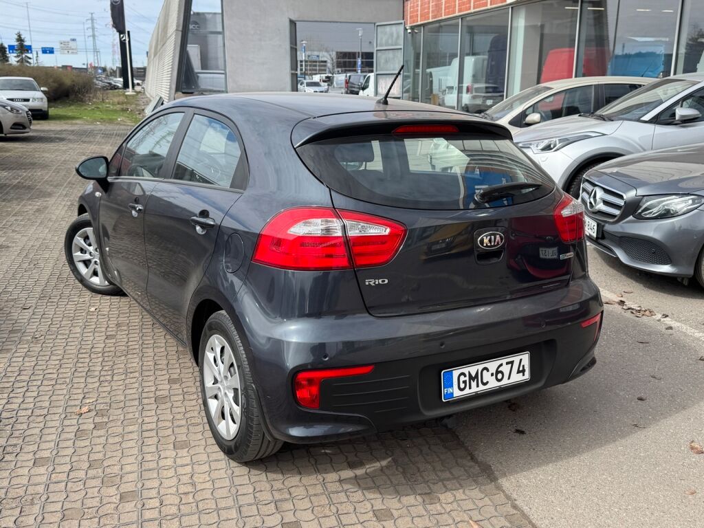 Kia Rio 2016 Sininen