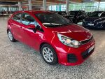 Kia Rio 2016 Punainen