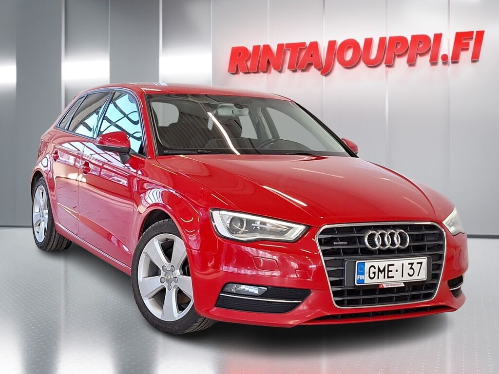 Audi A3 2016 Punainen