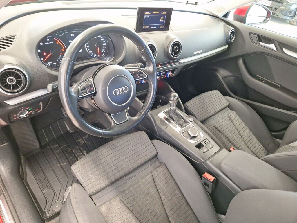 Audi A3 2016 Punainen