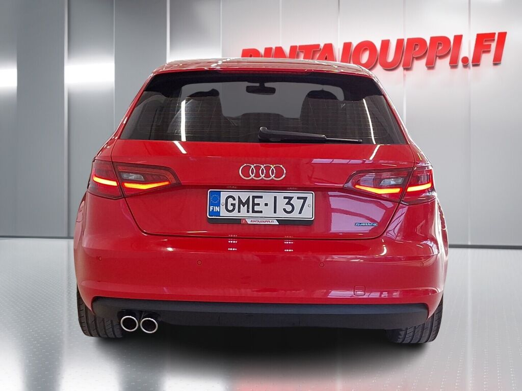 Audi A3 2016 Punainen
