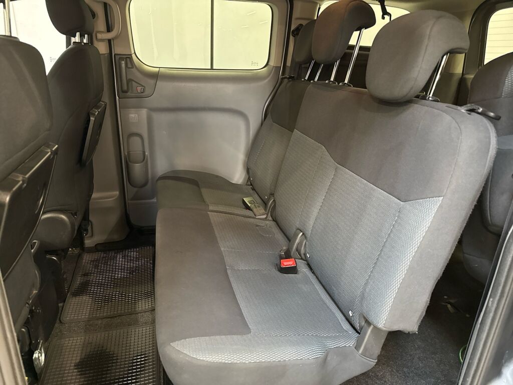 Nissan NV200 2016 Harmaa
