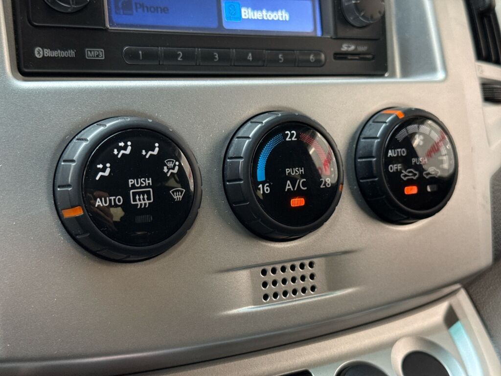 Nissan NV200 2016 Harmaa