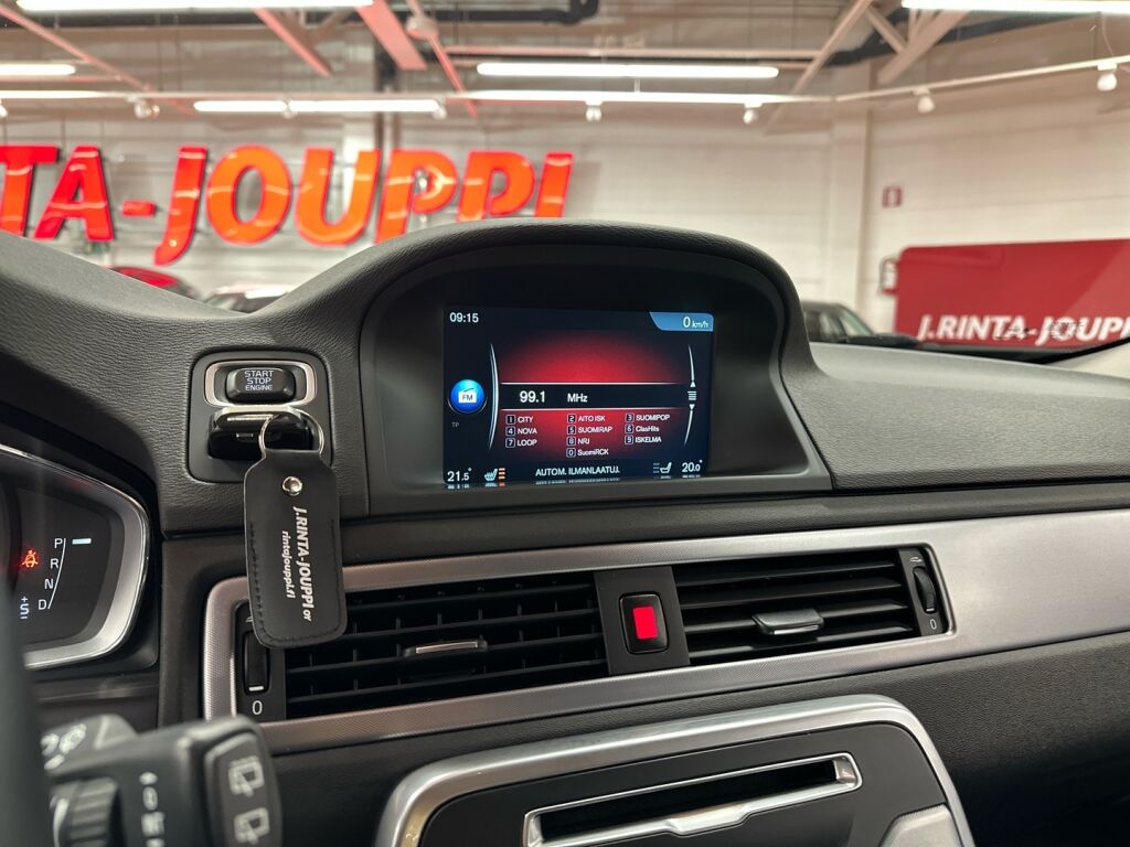 Volvo V70 2016 Harmaa