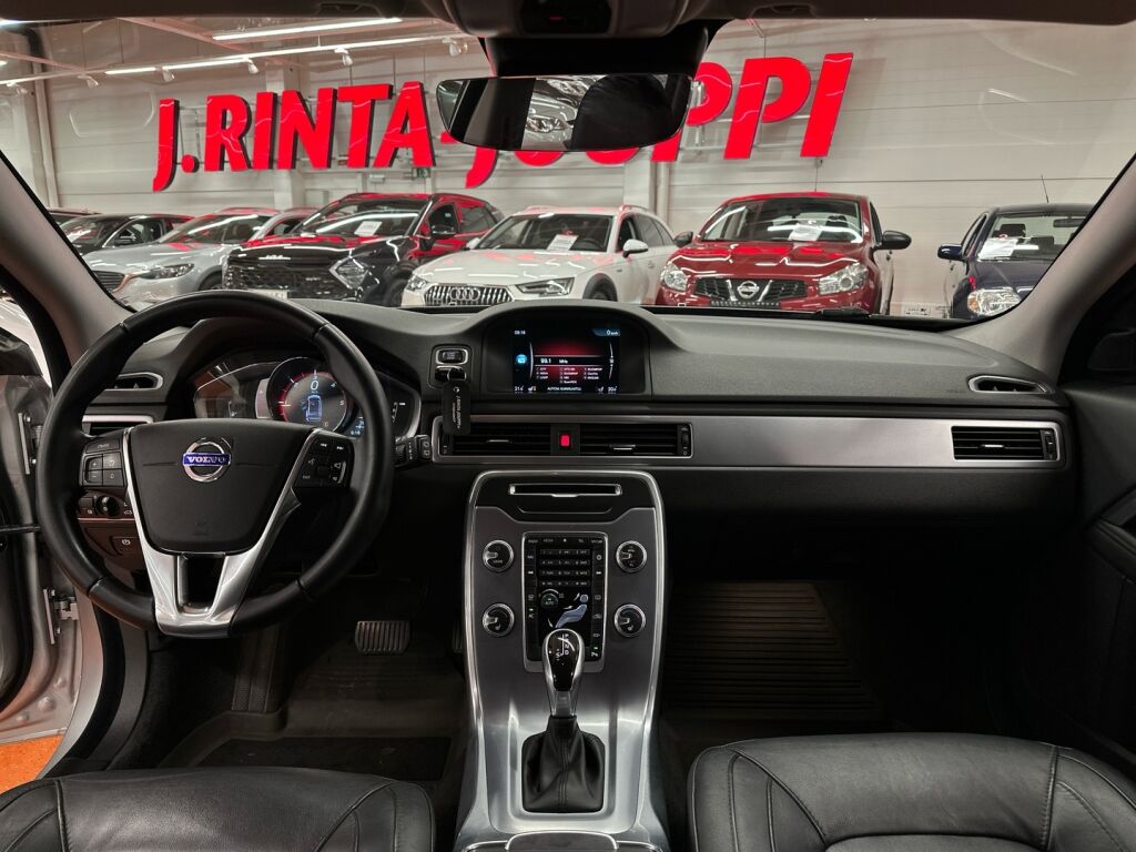 Volvo V70 2016 Harmaa