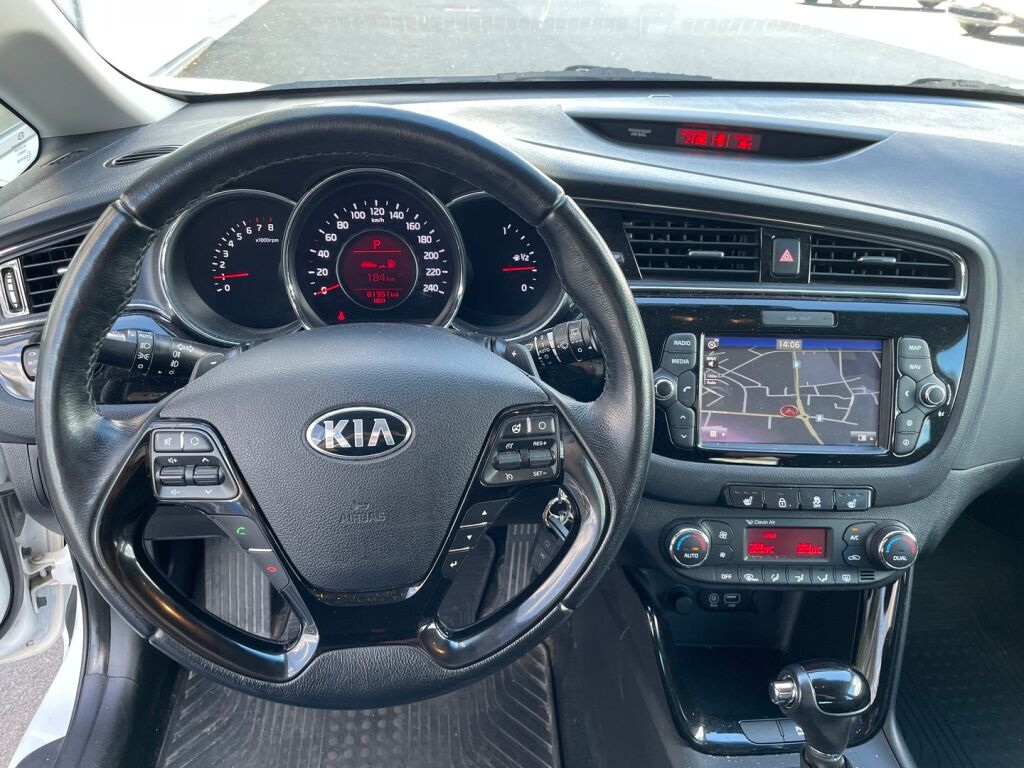 Kia Ceed 2016 Valkoinen