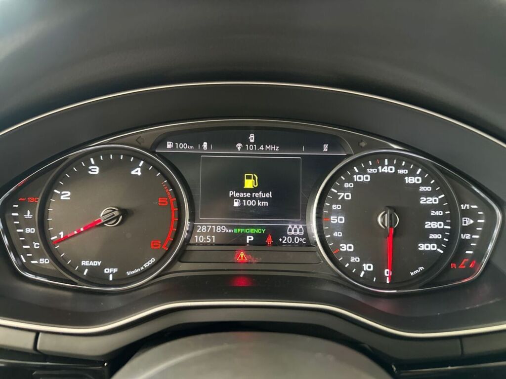 Audi A4 2016 Harmaa