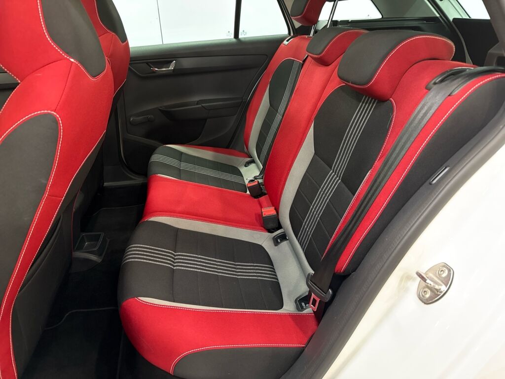 Skoda Fabia 2016 Valkoinen