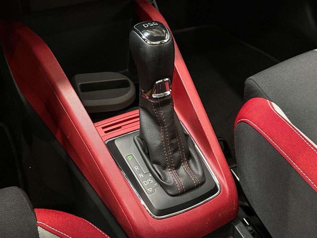 Skoda Fabia 2016 Valkoinen