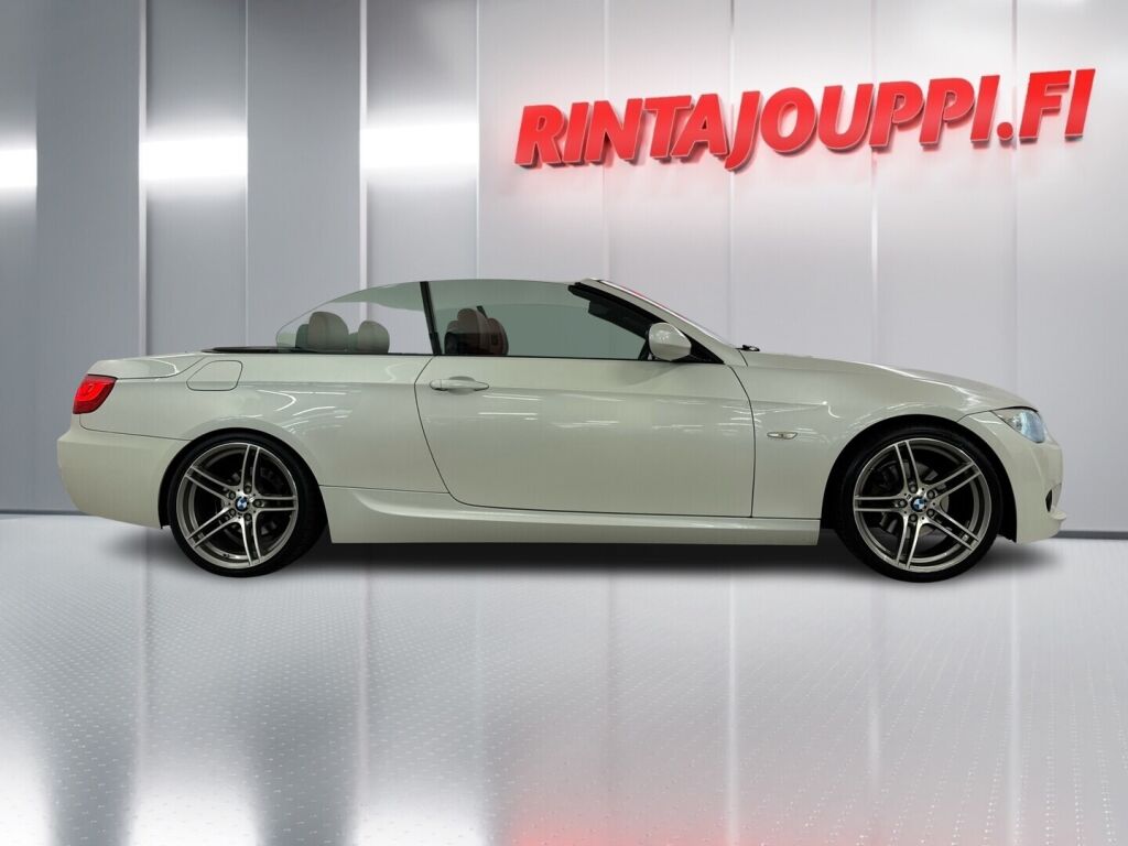 BMW 320 2011 Valkoinen