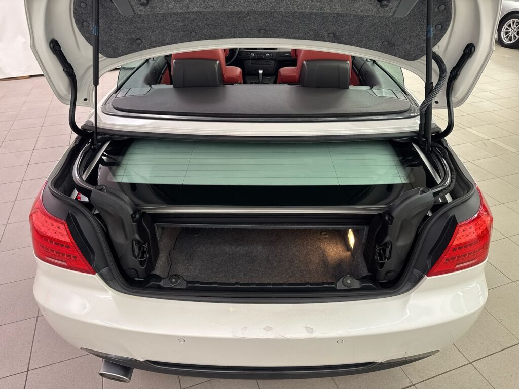 BMW 320 2011 Valkoinen