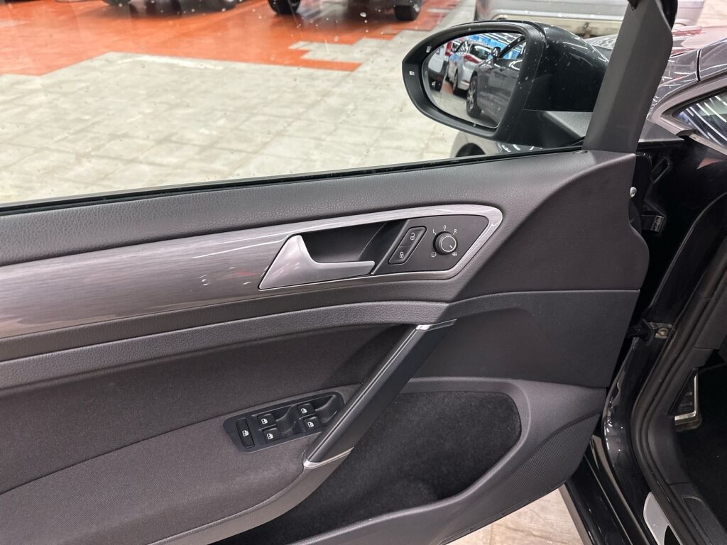 Volkswagen Golf 2016 Harmaa
