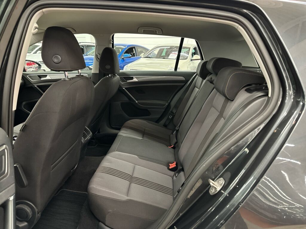 Volkswagen Golf 2016 Harmaa