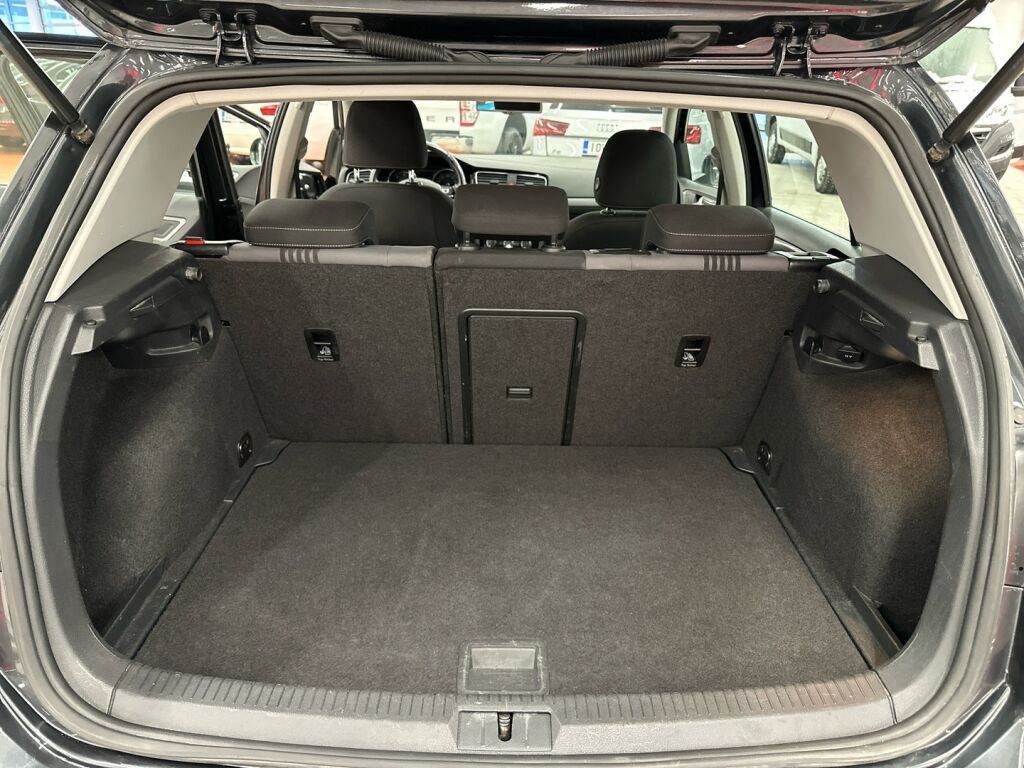 Volkswagen Golf 2016 Harmaa