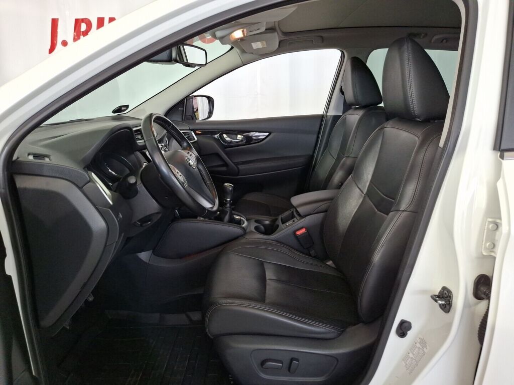 Nissan Qashqai 2016 Valkoinen
