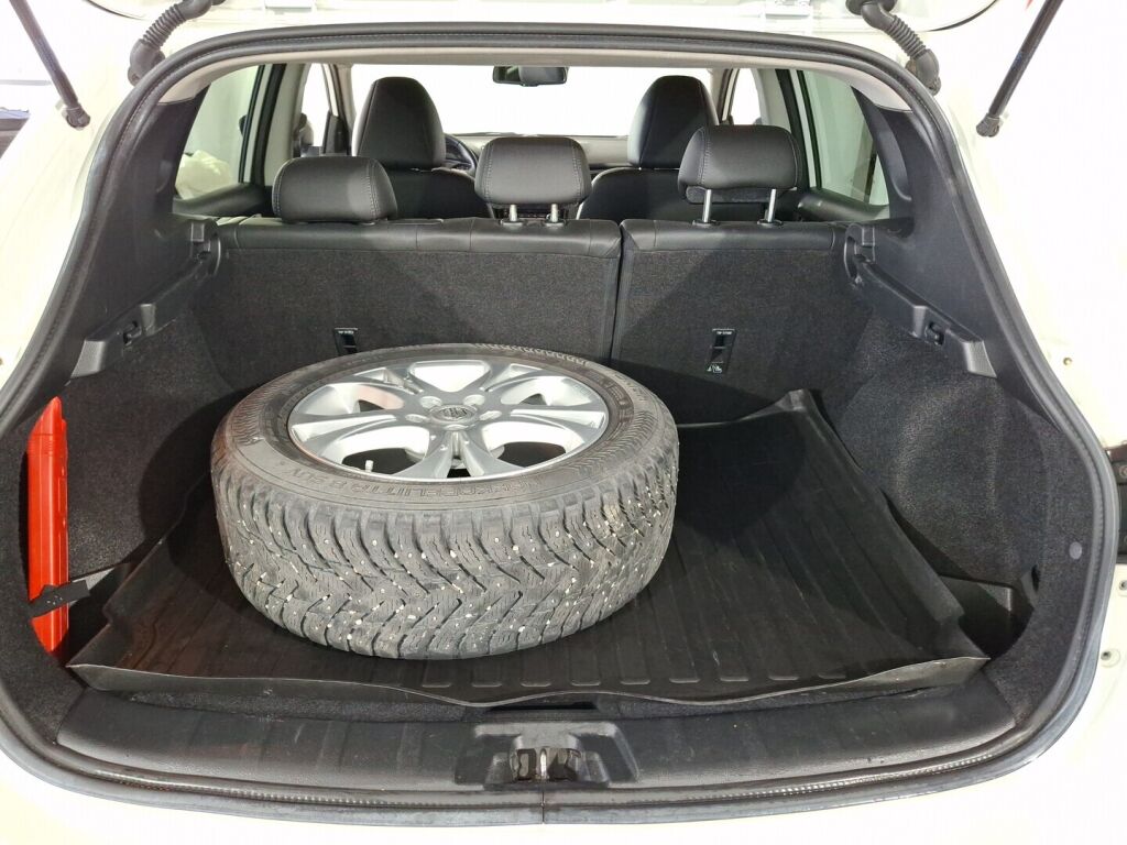 Nissan Qashqai 2016 Valkoinen
