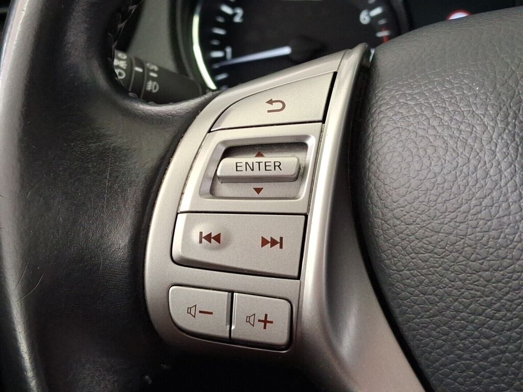 Nissan Qashqai 2016 Valkoinen