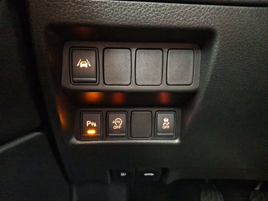 Nissan Qashqai 2016 Valkoinen