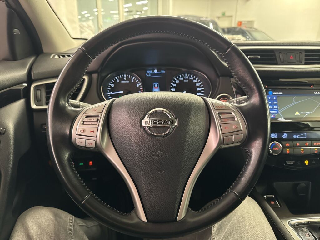 Nissan Qashqai 2016 Musta