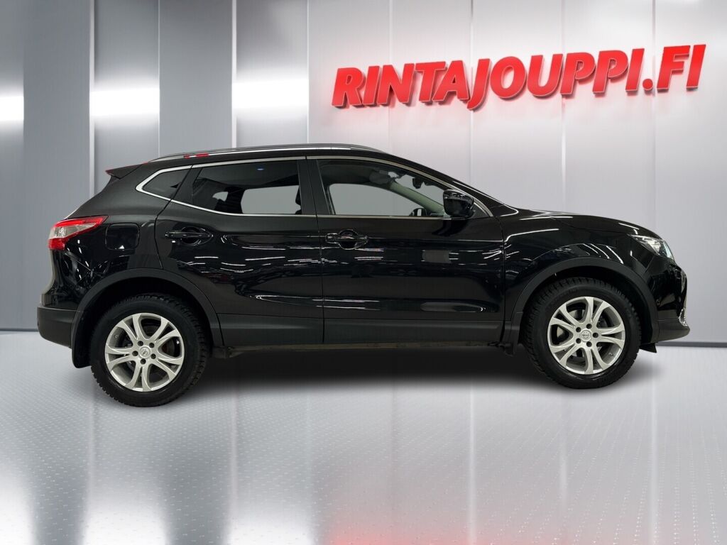 Nissan Qashqai 2016 Musta