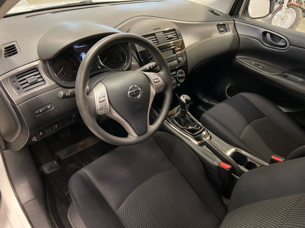 Nissan Pulsar 2016 Valkoinen