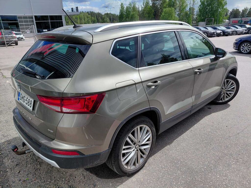Seat Ateca 2016 Ruskea (beige)