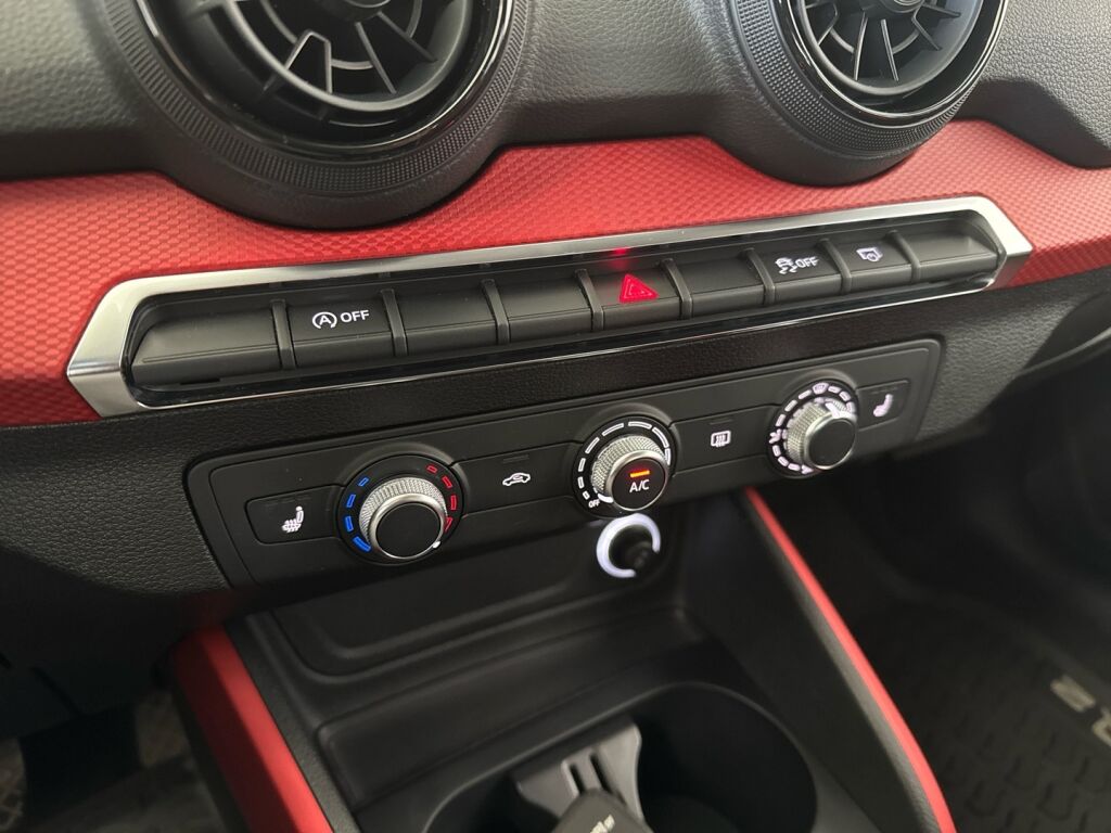 Audi Q2 2017 Valkoinen