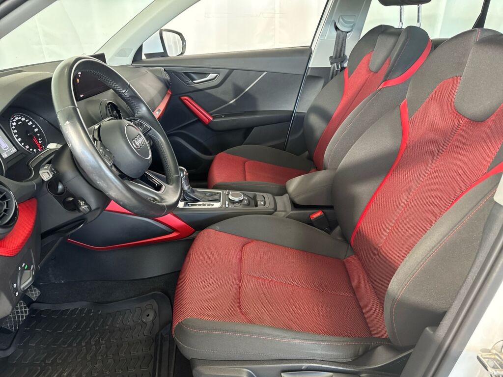 Audi Q2 2017 Valkoinen