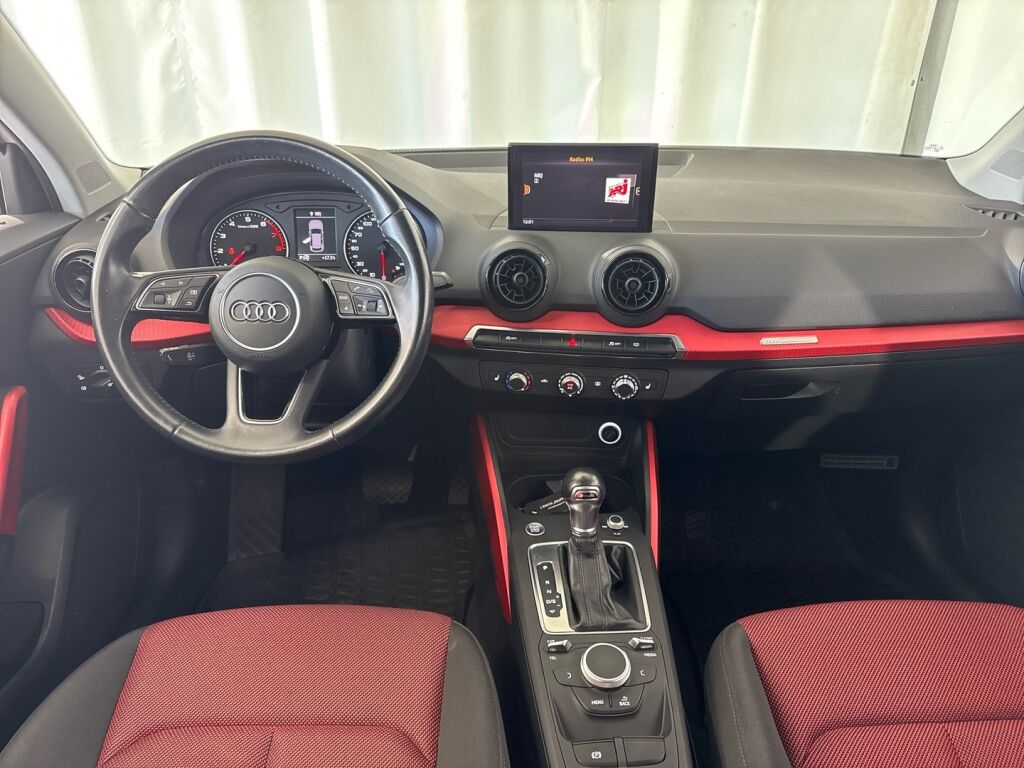 Audi Q2 2017 Valkoinen