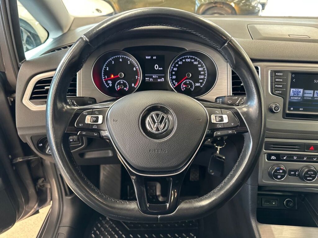 Volkswagen Golf Sportsvan 2016 Harmaa