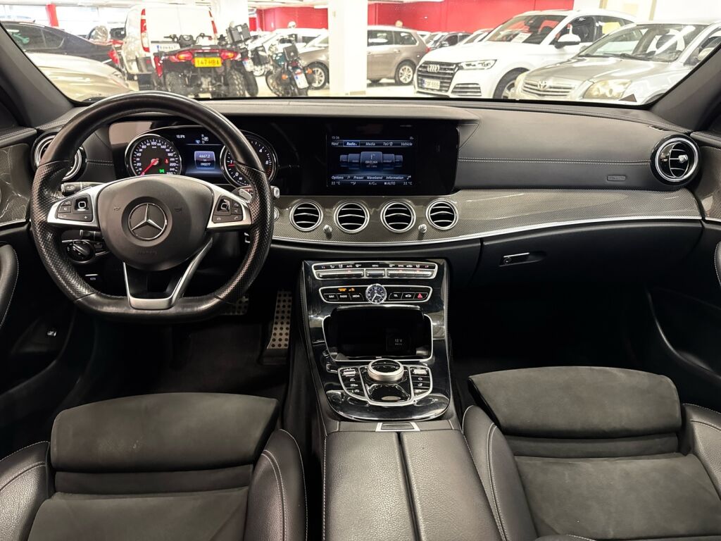 Mercedes-Benz E 2016 Valkoinen