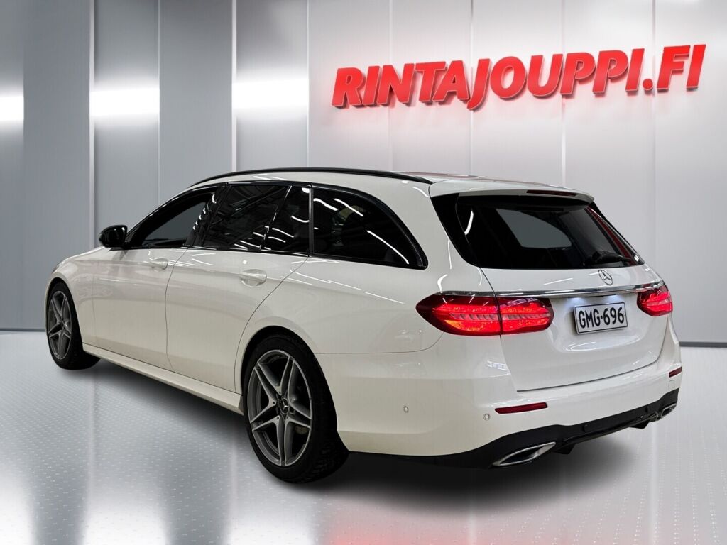 Mercedes-Benz E 2016 Valkoinen