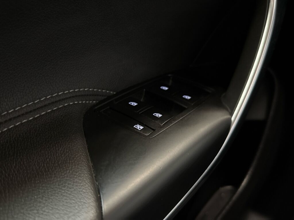 Opel Insignia 2017 Valkoinen