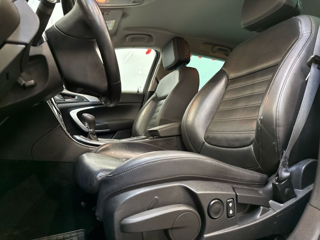 Opel Insignia 2017 Valkoinen