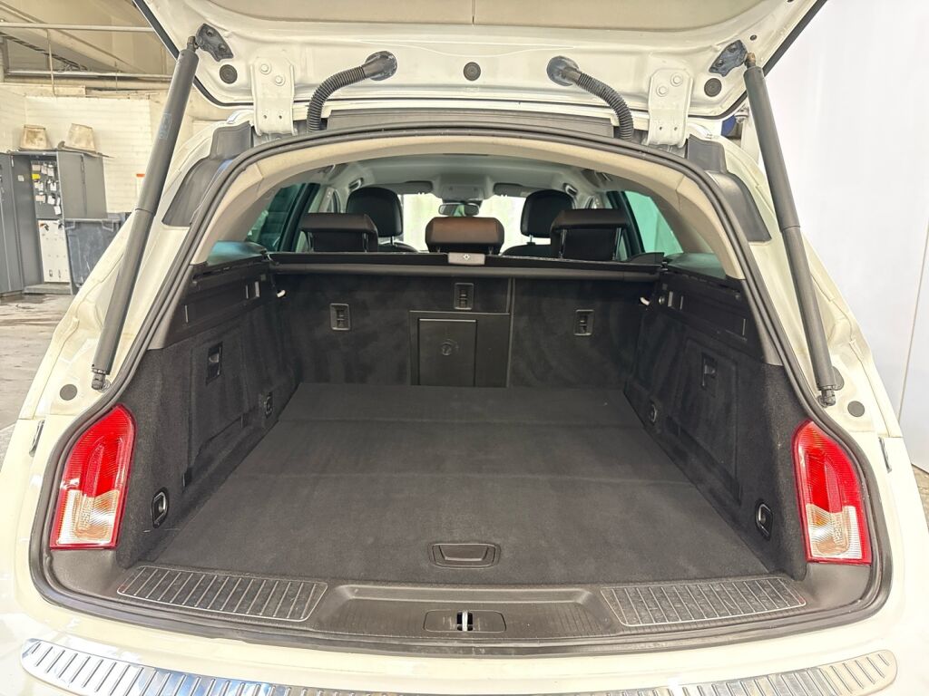 Opel Insignia 2017 Valkoinen