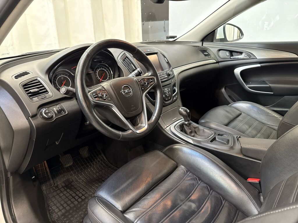 Opel Insignia 2017 Valkoinen