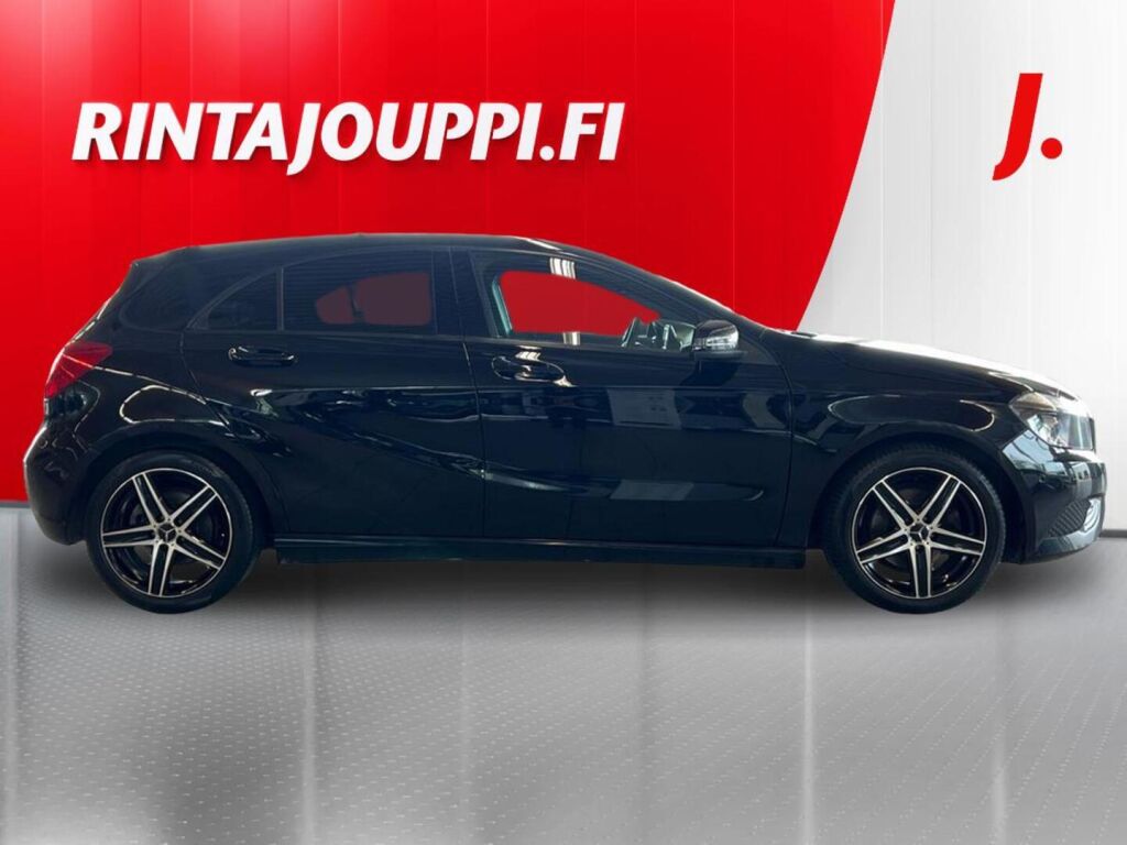 Mercedes-Benz A 2013 Musta